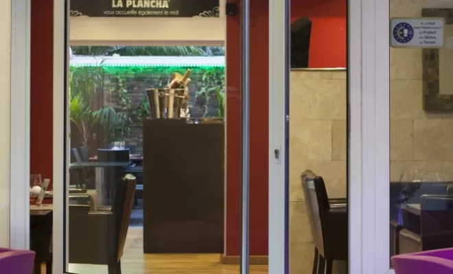 Porte sur Pivot